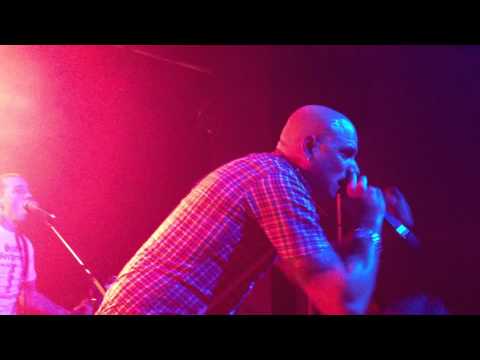 hawkins thugs  (21 guitar salute )