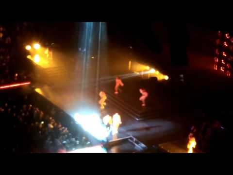 Puff Daddy w/ Mase - I Need A Girl (Part 1 & 2)