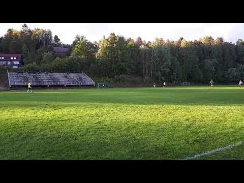 Solbakken Stadion Svelvik IF - Hallingdal FK 2-2 24. august 2018