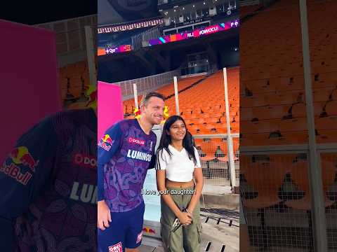Jos Buttler's Cute Fan Interaction Is Wholesome 💗 | Fan Moment | Rajasthan Royals #Shorts