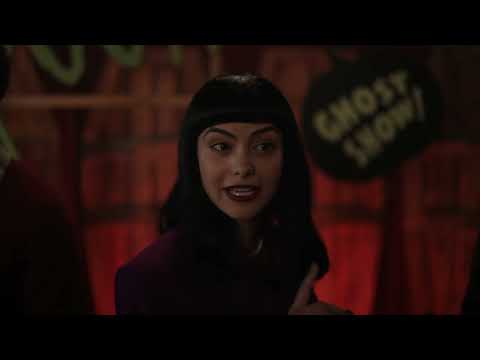 Veronica Is Hosting A Ghost Show For Halloween - Riverdale 7x11 Scene