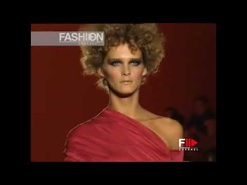 Versace Atelier spring summer 2001 fashion show