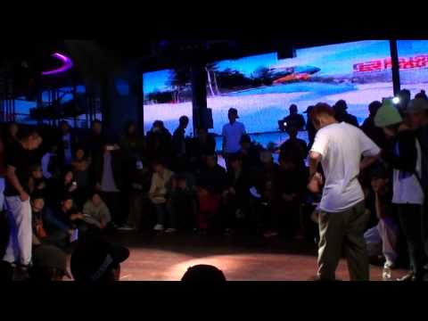 Crazy kyo vs 도균 |팝핀 8강-7 | KEEP ON DANCING KOREA | 20111112