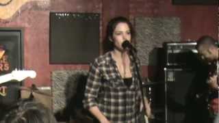 Pebaluna - All Falling Down