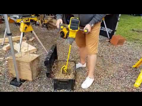 Аккумуляторный миксер DeWALT DCD240X2 – мощный и удобный инструмент Аккумуляторный миксер DeWALT DCD240X2 – мощный и удобный инструмент