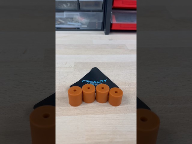 Vídeo relacionado con TIOPY Base térmica para impresoras 3D Piezas de nivelación Cama caliente para impresoras 3D Buffer de montaje Columna sólida de silicona Nivelación resistente al calor con Ender 3/3v2 / Ender 5