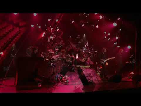 Classic Albums Live preforms Dark Side of the Moon