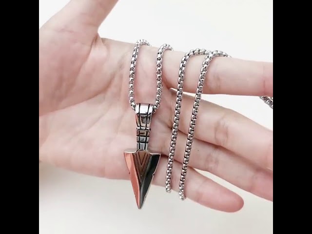 Vídeo relacionado con DonDon Collar de Cuero para Hombre 50 cm con Colgante de Acero Inoxidable dragón in 3D óptica
