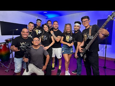 MIX DUDU - LOS REYES (Video Studio)