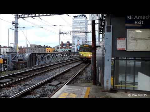 Dublin Dart  ( Tara street station )