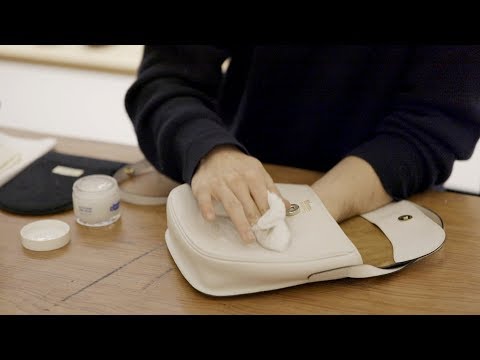 レザーバッグの「汚れの落とし方」「色補正のやり方」を動画で解説します | Precious.jp（プレシャス）
