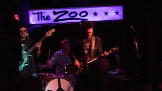 Mike Zito at the Zoo Bar 12/7/18  First Class Life