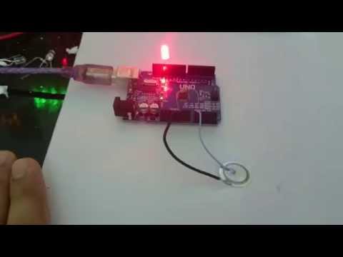 Wireless voltmeter using Arduino and RF 433MHz receiver and transmitter with code
