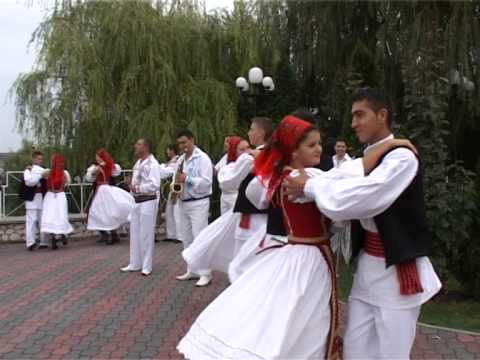 Ducu Caraneant si Florin Ionas - Generalul - Nu-s frumos,  nu mi-s bogat