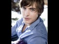 Zac Efron VS Kevin Zegers