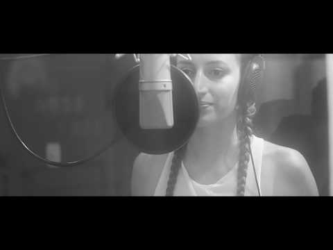 Victoria Birchner y Teresa Parodi - La canción es urgente