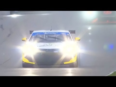 AMAZING FINISH! Camaro GT4.R Defeats McLaren | IMSA Michelin Pilot Challenge | Road America