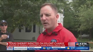 Williamson County Sheriff indicted, arrested for evidence tampering