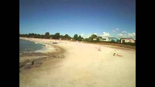 preview picture of video 'Flug mit der Parrot iPhone Drohne am Strand des Beach Resort Makkum'