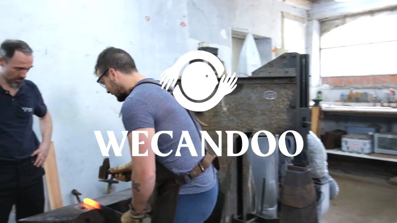 Forgez votre couteau droit d'office sur une journée avec Tristan - Vidéo