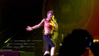 Black Eyed Peas Live in Hawaii - Fergie - London Bridge