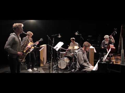 Lucas Johnson nju:zone - Time Runs (Live from Jazzcampus)