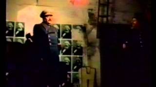 Отрывок из фильма Путешествие товарища Сталина в Африку на русском языке 1991