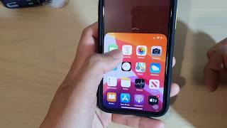 iPhone 11 Pro: How to Enable / Disable Reachability to Bring The Top Screen Down