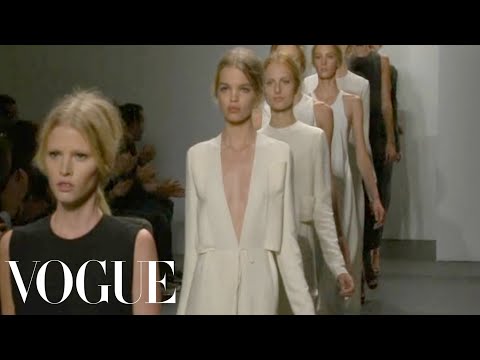 Calvin Klein Ready to Wear Spring 2011 Vogue Fashion Week Runway Show