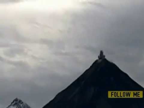 BBC News   Camera catches Mexican volcano blast