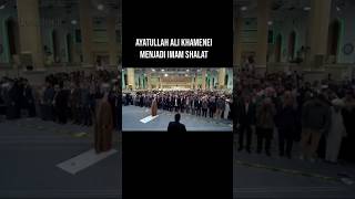 Download lagu Ayatollah Ali Khamenei Becomes Salat Imam #salafi mp3