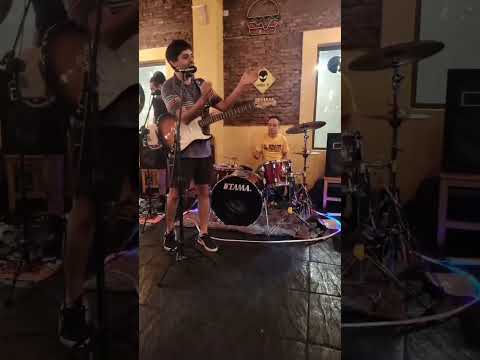 Sábado en #hipolitosburguers de  San Vicente 💎💎💎