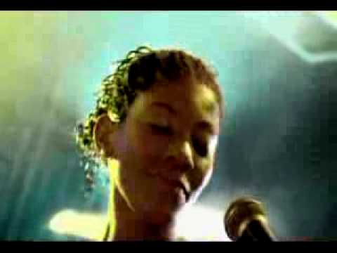 AMIN LOF - MIKI GONZALES  ( I'm in Love)