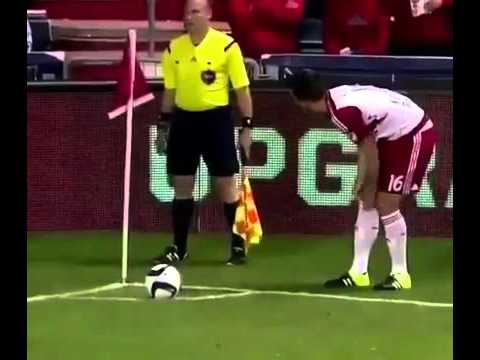 New York Red Bulls sneaky corner against Chicago Fire