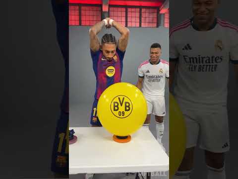 Mbappe Plays Balloons Game With Raphinha! 😂