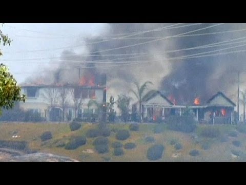 Usa. Vasto incendo in California. Evacuata centrale nucleare