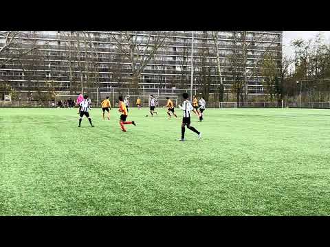 Zwaluwen JO16-1 - VV Rozenburg JO16-1 (28-11-2025) [1e helft]
