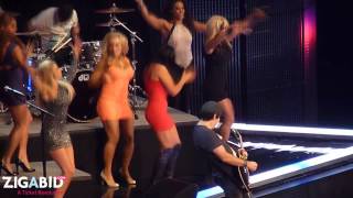 Kevin Rudolf performs Don&#39;t Give Up at Summerslam 2012 w/ WWE Divas!