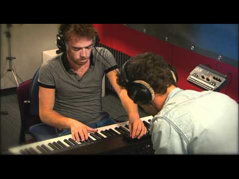 Studio Brussel: Bodyspasm - Twenty Radios (summer live version)