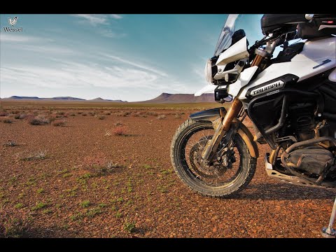 Short Pointless 3 minute Video Clip of me "testing" a 2015 Triumph Tiger Explorer 1200 (3cyl)