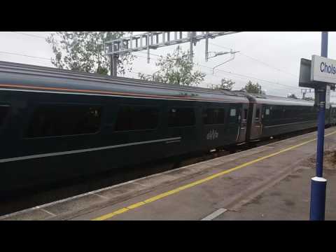 Class 43187 and 43188 pass cholsey with 66171