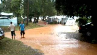 preview picture of video 'noodweer op lanterna camp kroatie 2010'