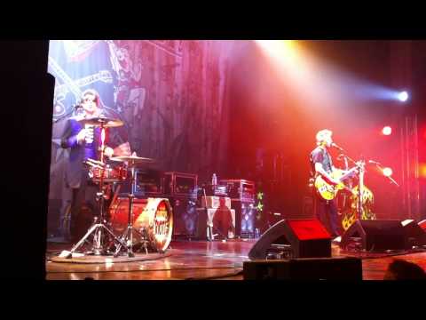Brian Setzer 's Rockabilly Riot - Rumble in Brighton