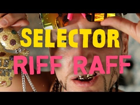 RiFF RAFF gets Cozy and Freestyles - Selector