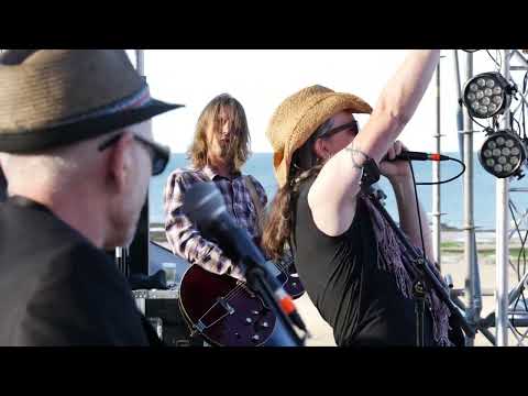 Cosmos Factory tribute to Creedence Clearwater Revival (Luc sur mer 2022)