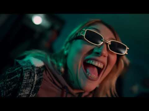 Louie GRN - Motorola ft. @tatoek6866  (Video Oficial) [Dir. Mario Vega]