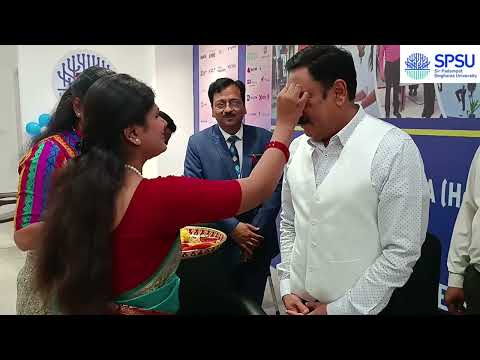 छात्रों और अभिभावकों के लिए नई पहल: लेक सिटी मॉल में परामर्श केंद्र - प्रो. (डॉ.) पृथ्वी यादव