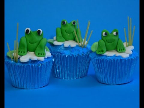 Frogs on Lily Pad Cupcakes - easy cake decorating ideas for kids