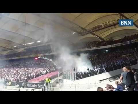 Böller beim Fußballspiel Derby KSC/VFB