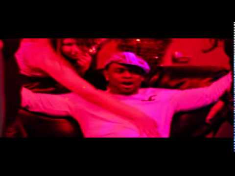 Desi Ferragamo-La Hookah official video